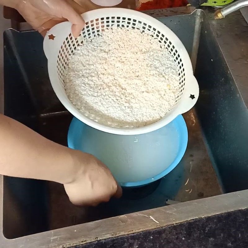 Bước 1 Chuẩn bị nguyên liệu Xôi ngô dừa