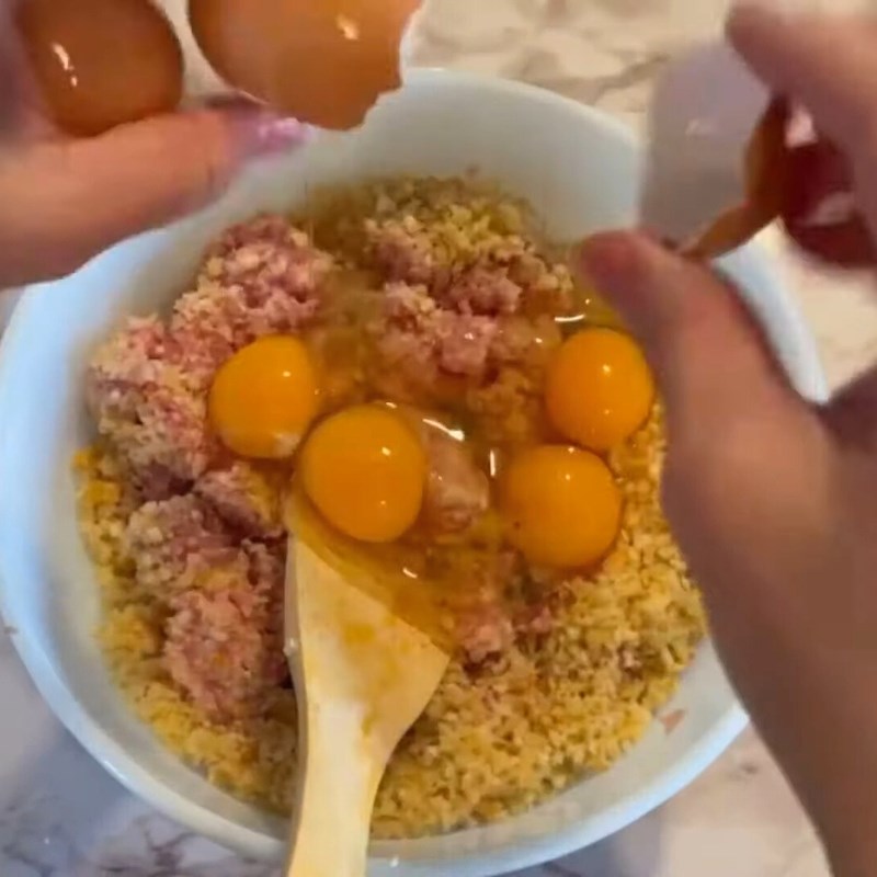 Bước 3 Chuẩn bị phần riêu cua Bún riêu giò heo