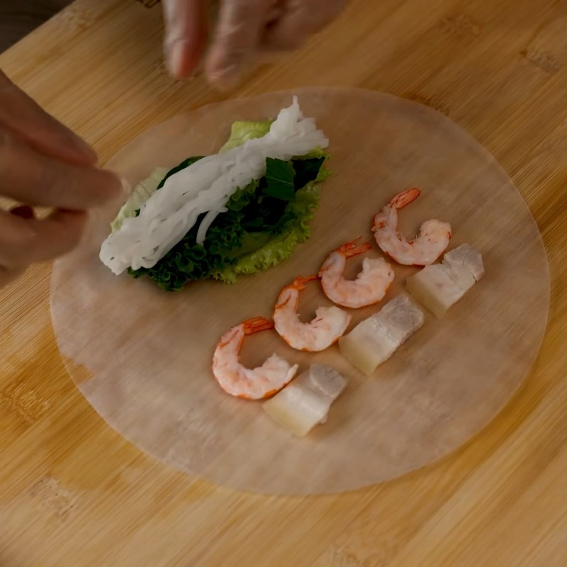 Bước 5 Cuốn gỏi cuốn tôm thịt rau sống Gỏi cuốn mắm nêm