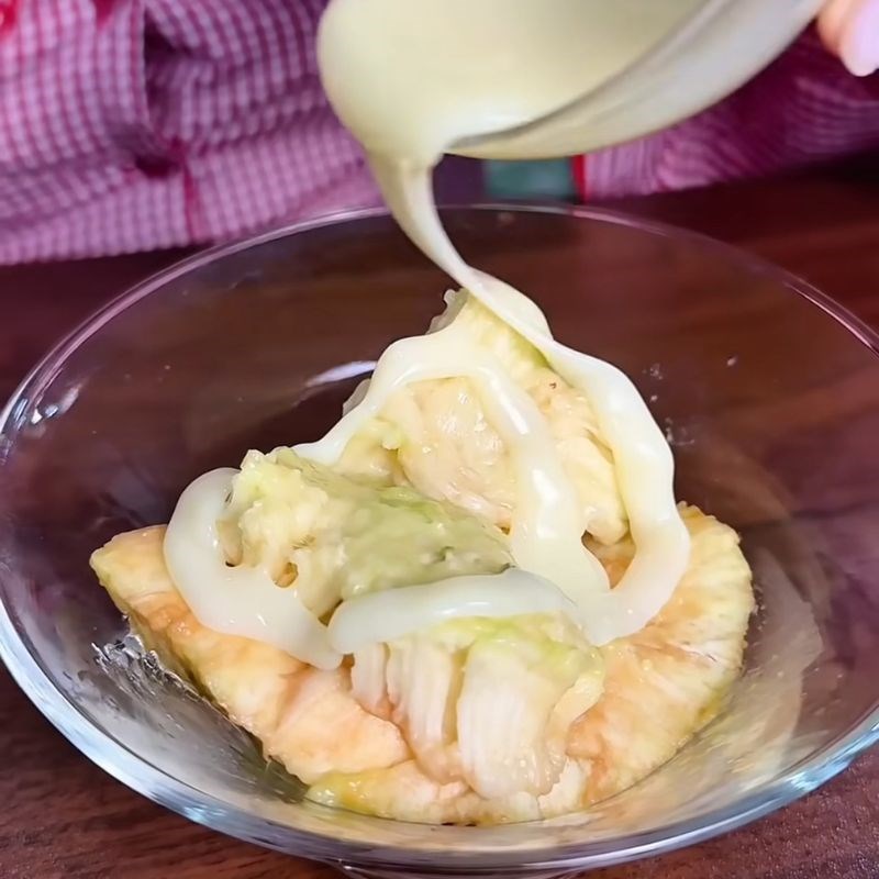 Bước 2 Dầm sake với sữa đặc Cách chế biến quả sake chín