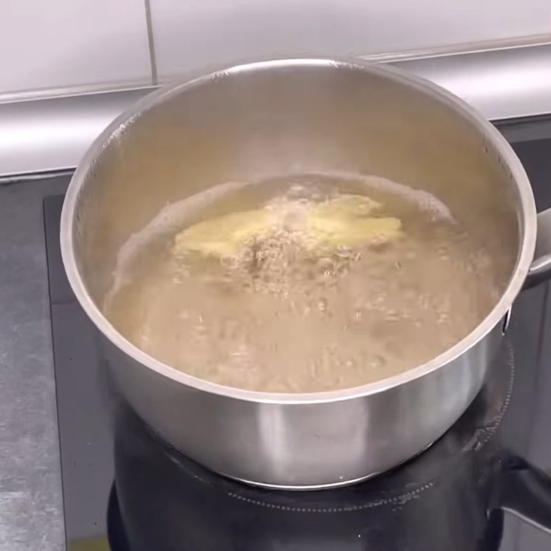 Bước 2 Đun sôi chiết xuất gừng Cà phê gừng giảm cân