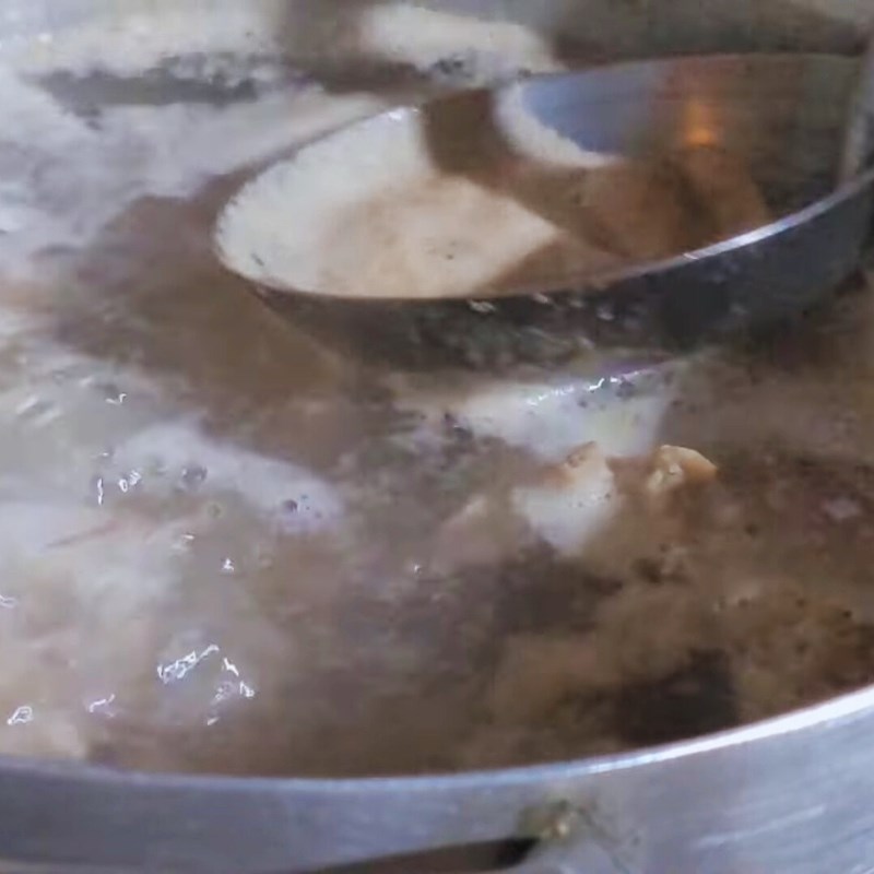 Bước 2 Hầm canh Củ hủ dừa hầm xương