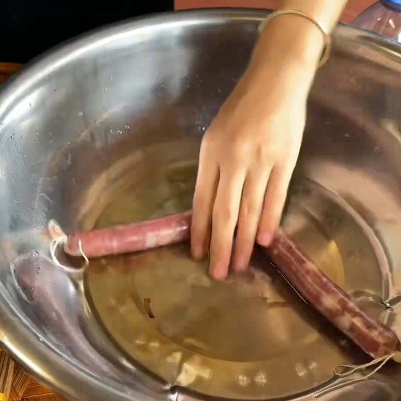 Bước 5 Hun khói lạp xưởng Lạp xưởng hun khói Tây Bắc