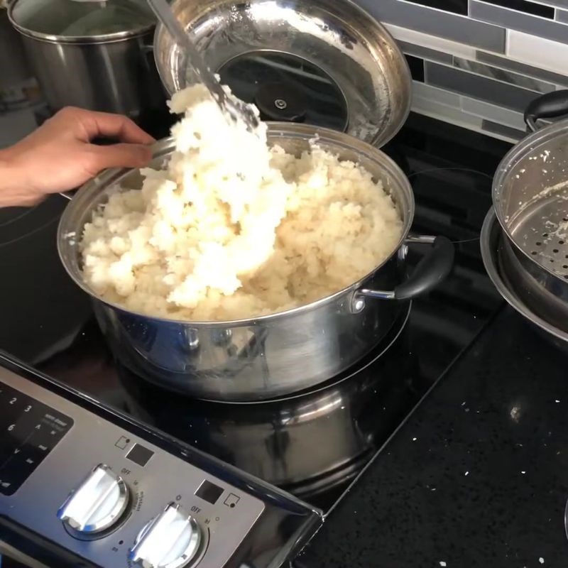 Bước 3 Làm nguội và làm mềm nếp Rượu nếp sữa