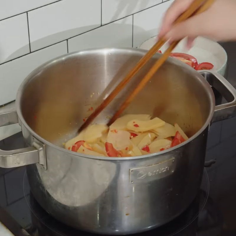 Bước 4 Nấu canh cá măng chua vị miền Bắc Cá nấu măng chua miền bắc