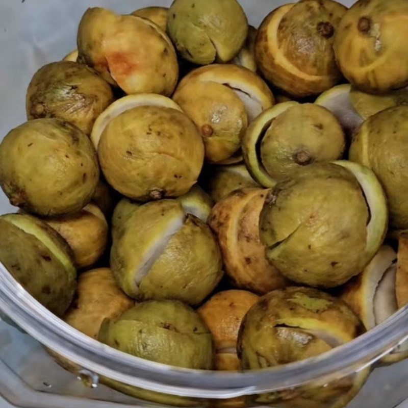 Bước 3 Ngâm sấu Sấu chín ngâm đường