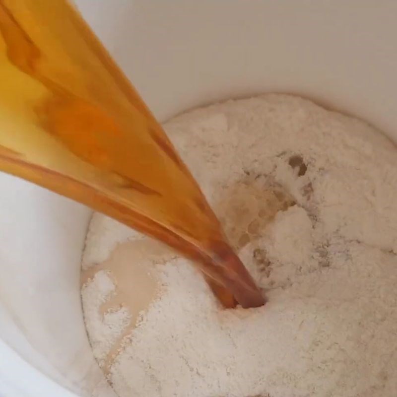 Bước 2 Pha hỗn hợp sữa chua trà sữa Sữa chua trân châu đường đen