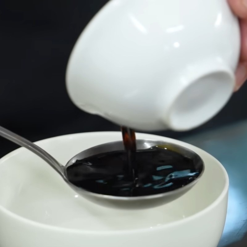 Bước 3 Pha nước chấm vịt luộc Vịt luộc