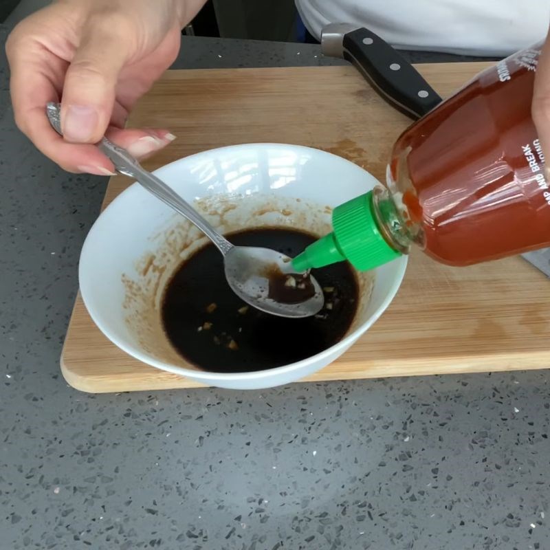 Bước 4 Pha nước chấm Mandu hấp