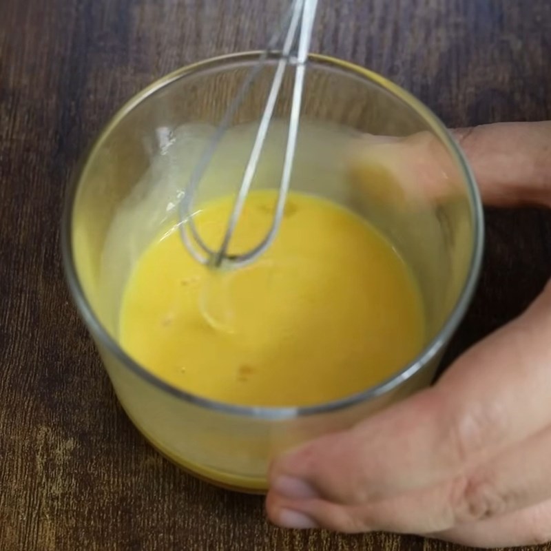 Bước 6 Quét mặt và nướng bánh lần 2 Bánh trung thu tiramisu