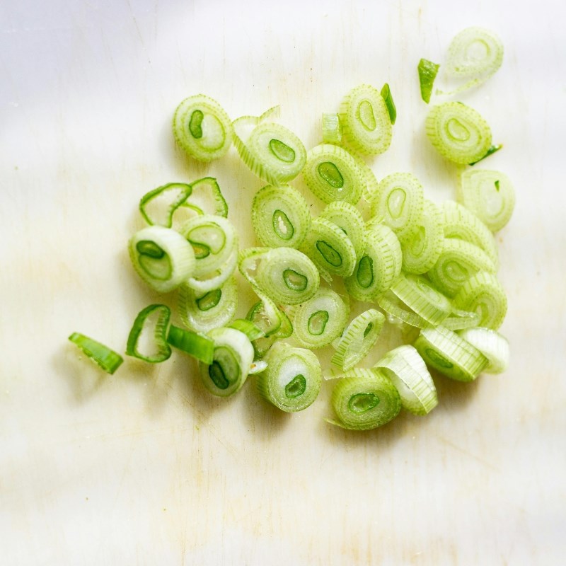 Bước 1 Sơ chế các nguyên liệu Nấm đông cô kho tiêu