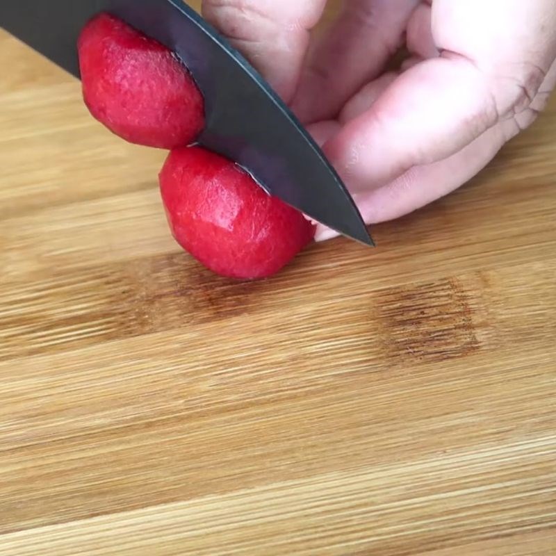 Bước 1 Sơ chế mận hậu Mận ngâm đường phèn