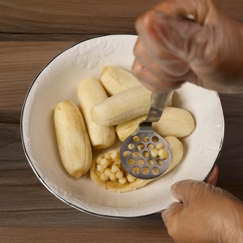 Bước 1 Sơ chế nguyên liệu Chè chuối viên