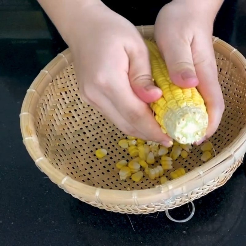 Bước 1 Sơ chế nguyên liệu Bắp xào ruốc