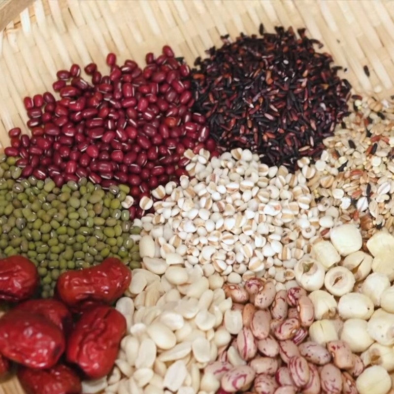Bước 1 Sơ chế nguyên liệu Cháo sen bát bảo