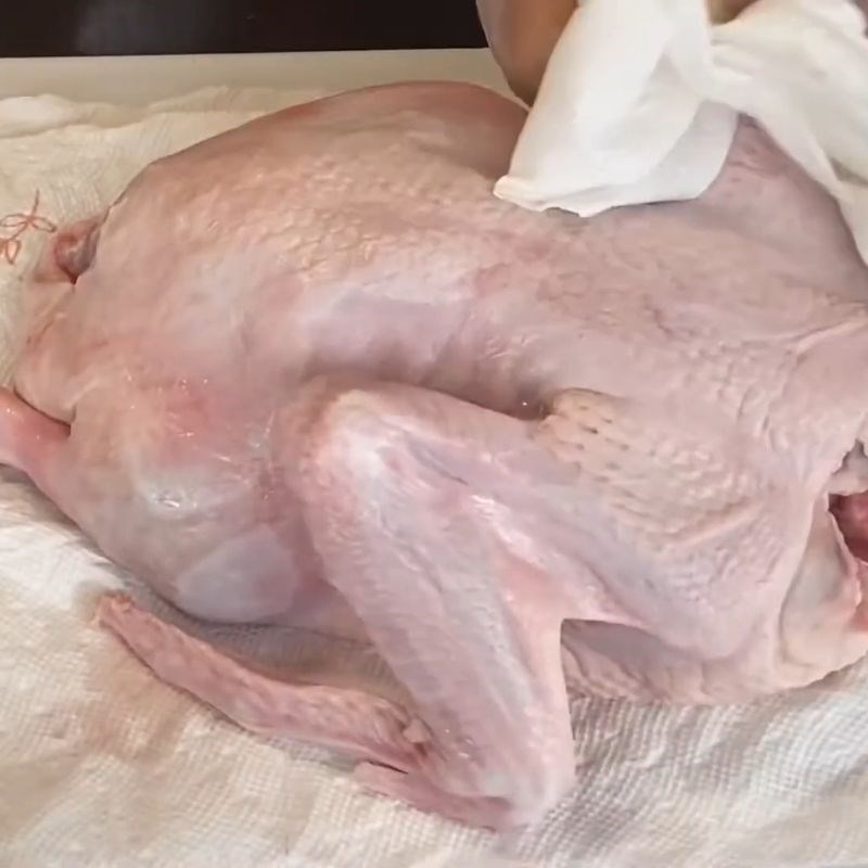 Bước 1 Sơ chế nguyên liệu Vịt tiềm ngũ quả