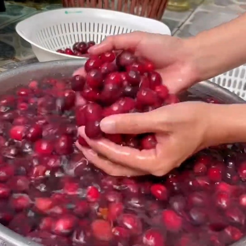 Bước 1 Sơ chế trái siro Nước trái siro