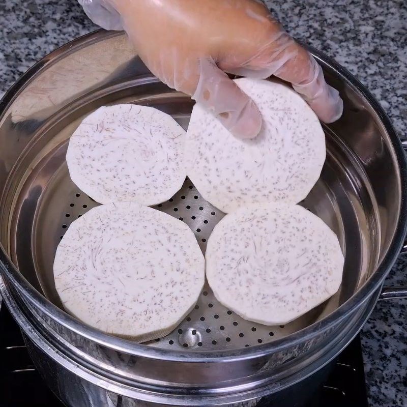 Bước 1 Sơ chế và hấp khoai môn tươi Trà sữa khoai môn tươi