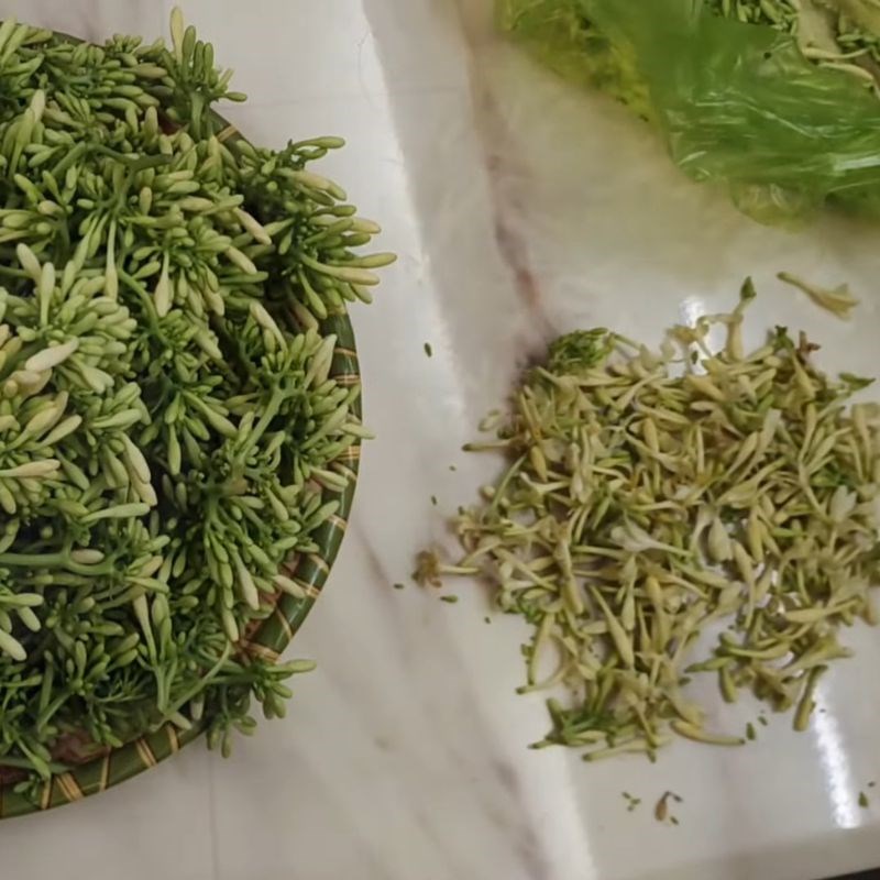 Bước 1 Sơ chế và làm sạch hoa đu đủ đực Ngâm rượu hoa đu đủ đực tươi