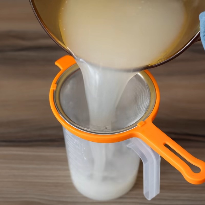 Bước 1 Sơ chế và luộc thịt ba chỉ Gỏi cuốn mắm nêm