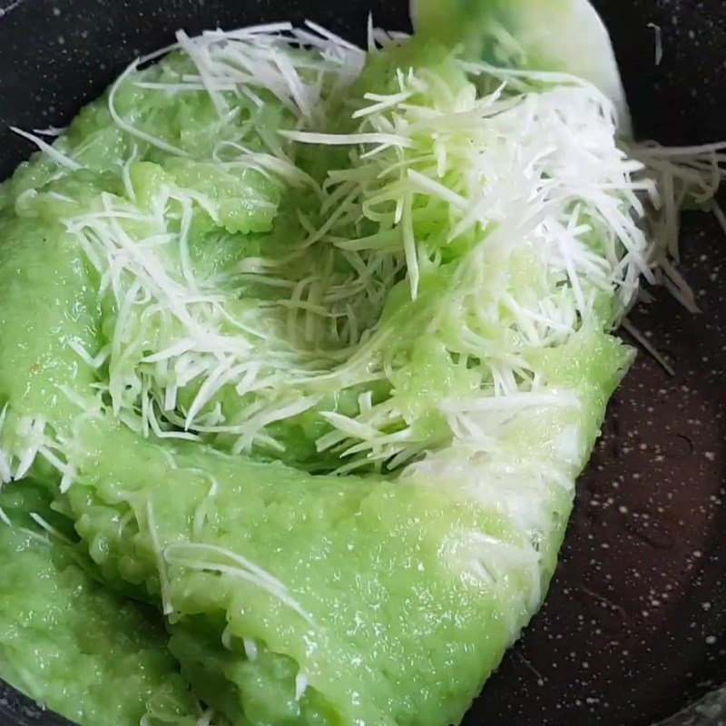 Bước 1 Sơ chế và sên nhân cốm dừa Bánh trung thu cốm dừa