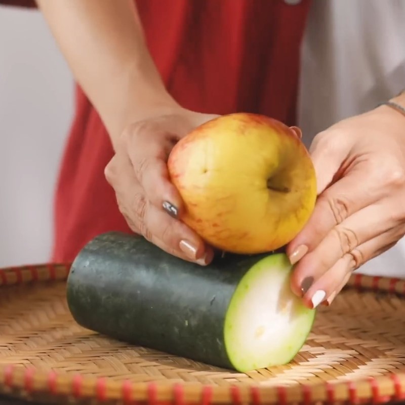 Bước 2 Tách múi bưởi và tạo thân chó Chó bưởi