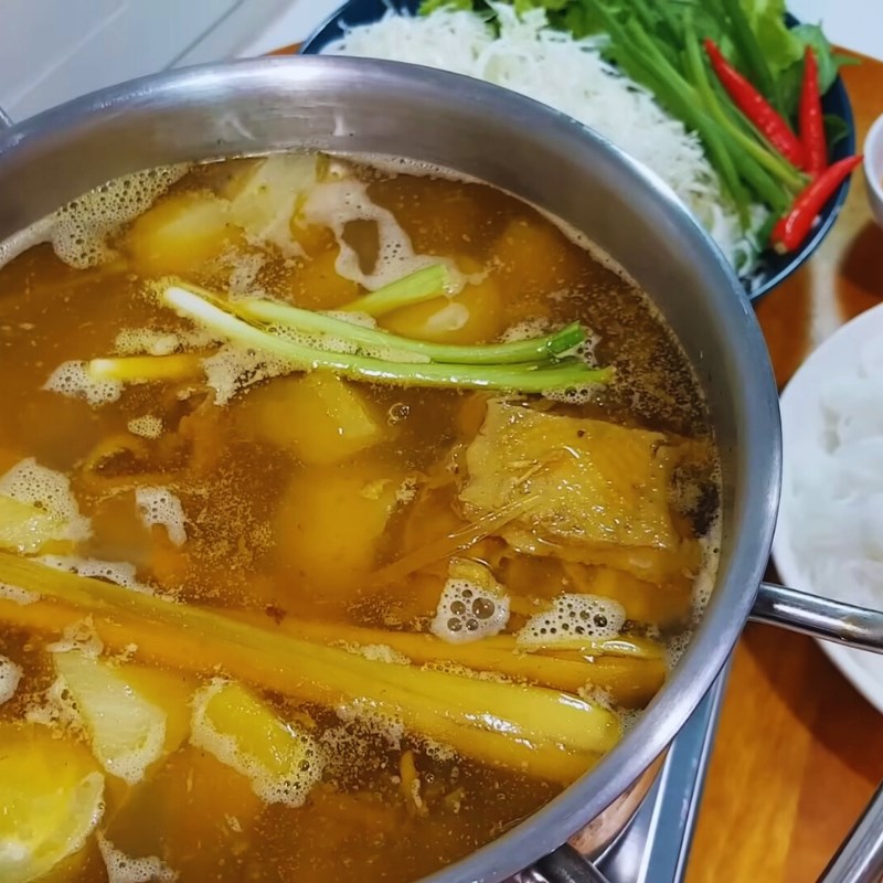 Bước 6 Thành phẩm Gà hầm sả miền Tây