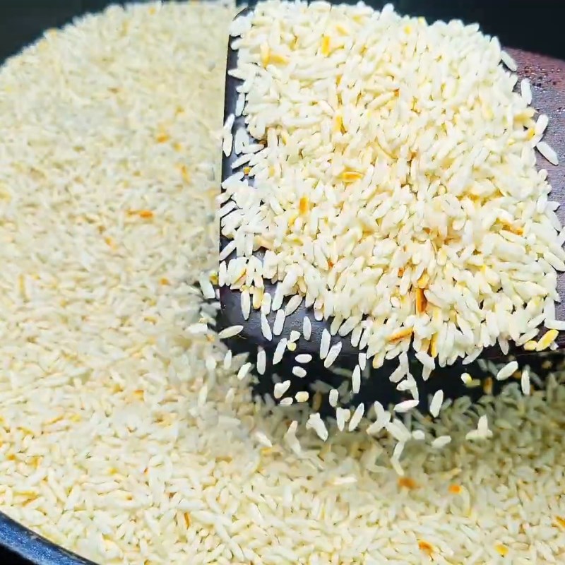 Bước 3 Thành phẩm Rang gạo nấu cháo