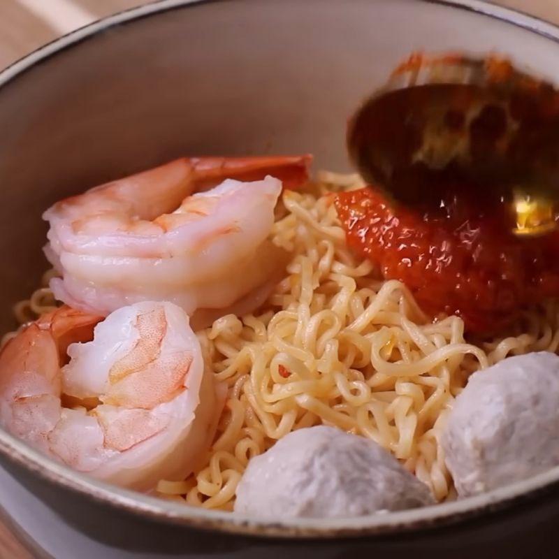 Bước 6 Thành phẩm Mì trộn sa tế