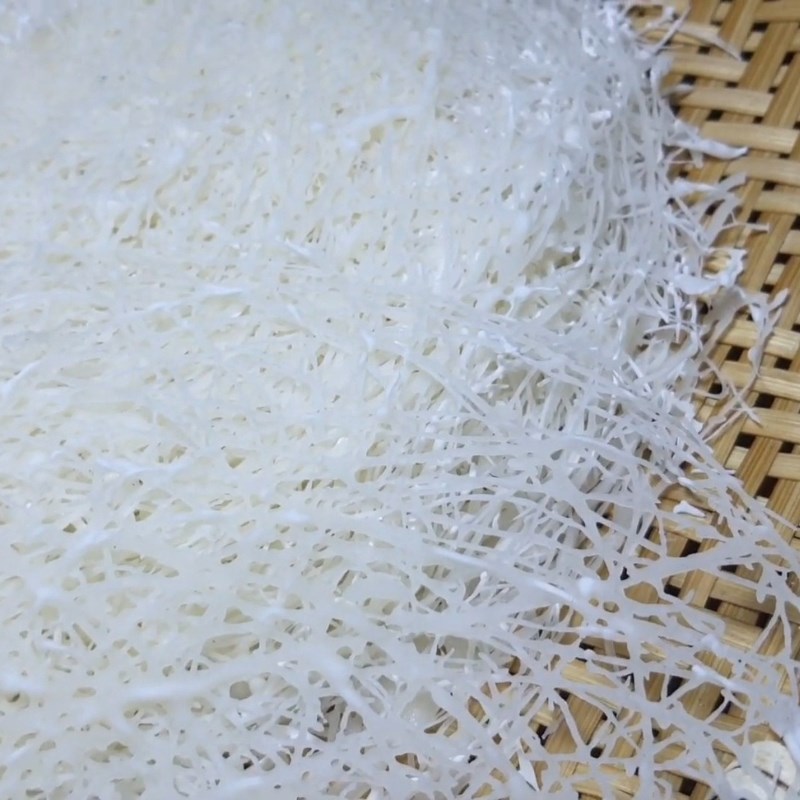 Bước 4 Thành phẩm Bánh tráng rế cuốn chả giò