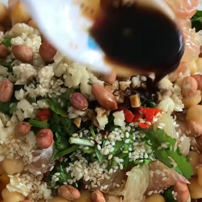Bước 4 Trộn đều salad bưởi hấp dẫn Salad bưởi