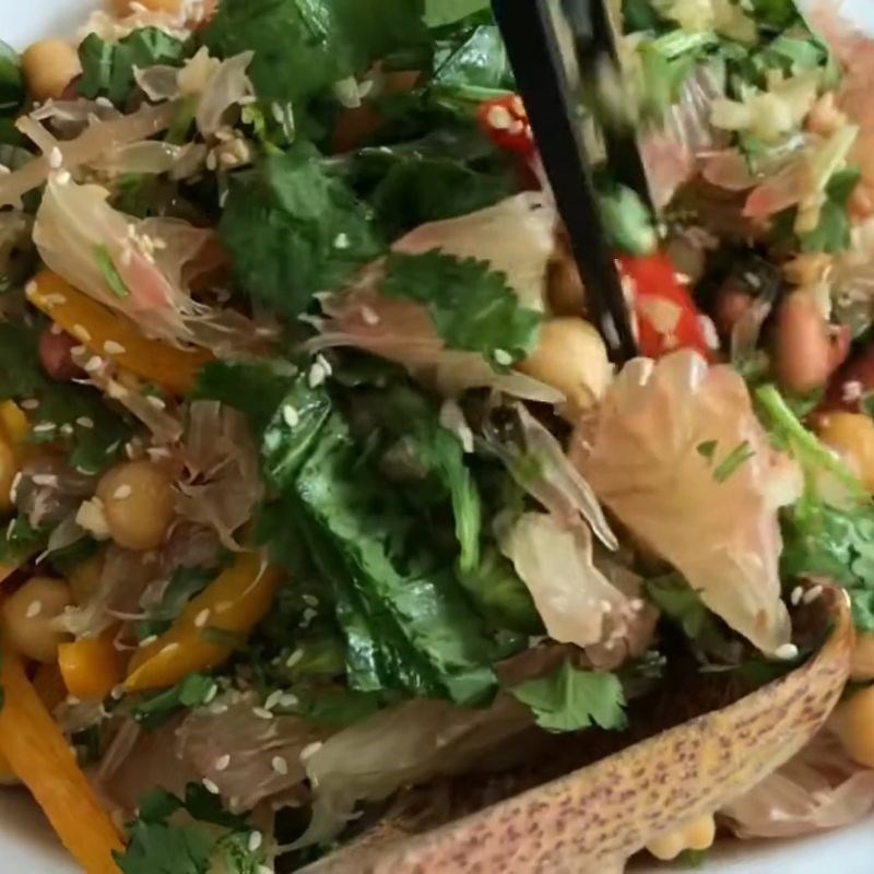 Bước 4 Trộn đều salad bưởi hấp dẫn Salad bưởi