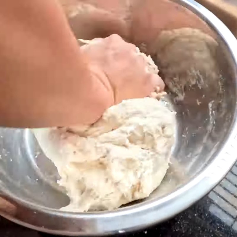 Bước 1 Trộn và ủ bột Chả lụa chay từ bột mì