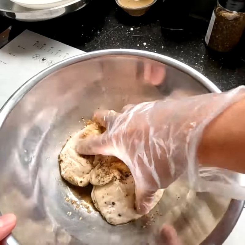 Bước 3 Ướp gia vị Chả lụa chay từ bột mì