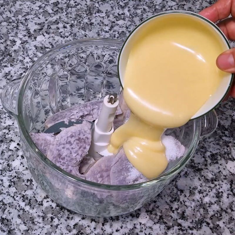 Bước 2 Xay sốt khoai môn tím sánh mịn Trà sữa khoai môn tươi