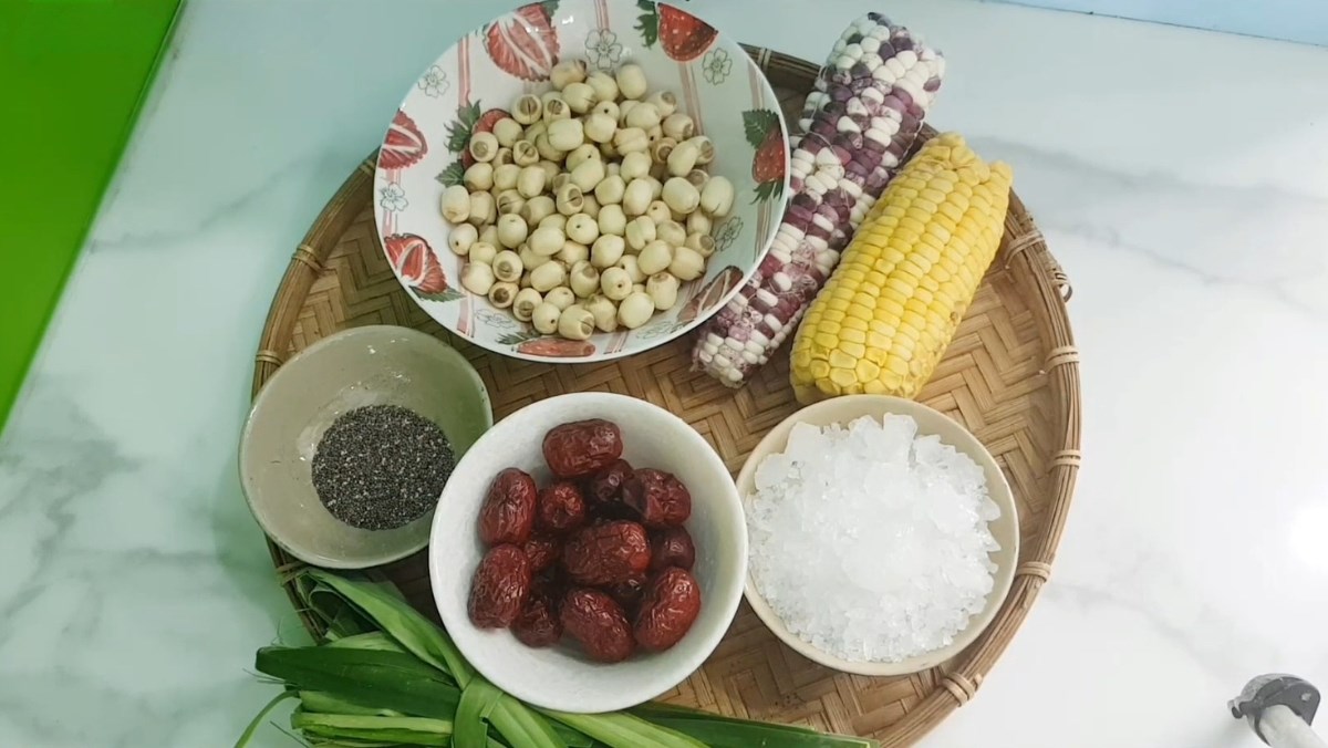 Nguyên liệu món ăn cách nấu chè hạt sen thập cẩm