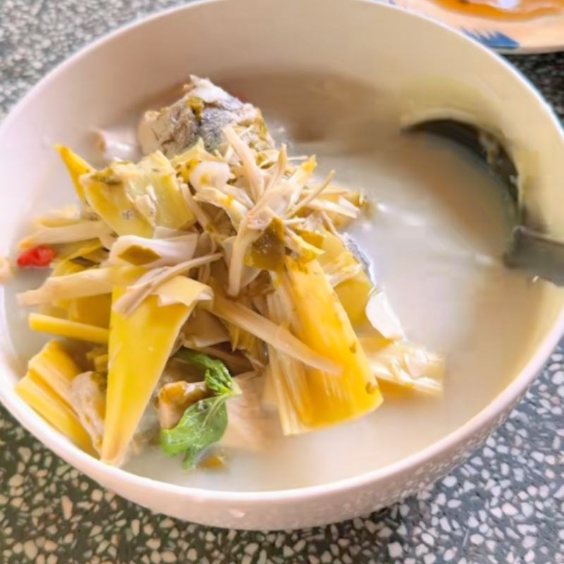 Bước 4 Thành phẩm Lá bứa nấu canh chua