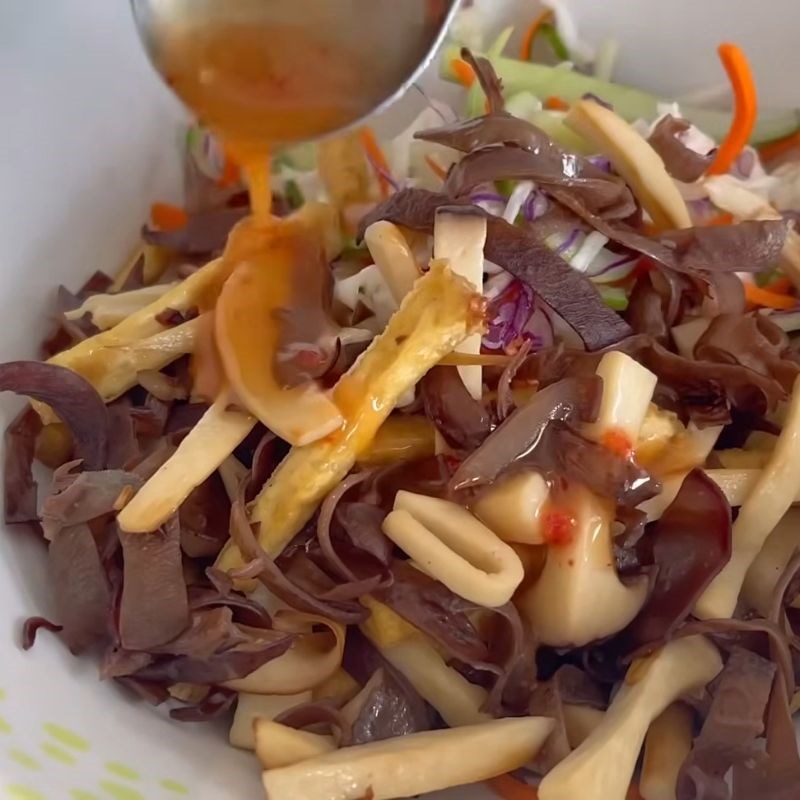 Bước 5 Trộn gỏi ngũ sắc chay Gỏi chay ngũ sắc