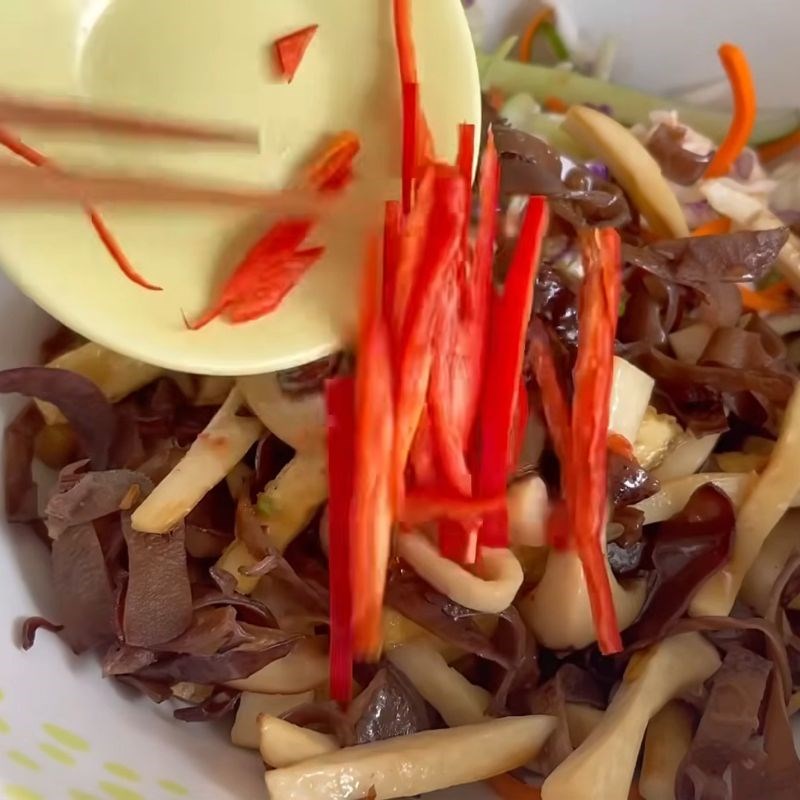 Bước 5 Trộn gỏi ngũ sắc chay Gỏi chay ngũ sắc