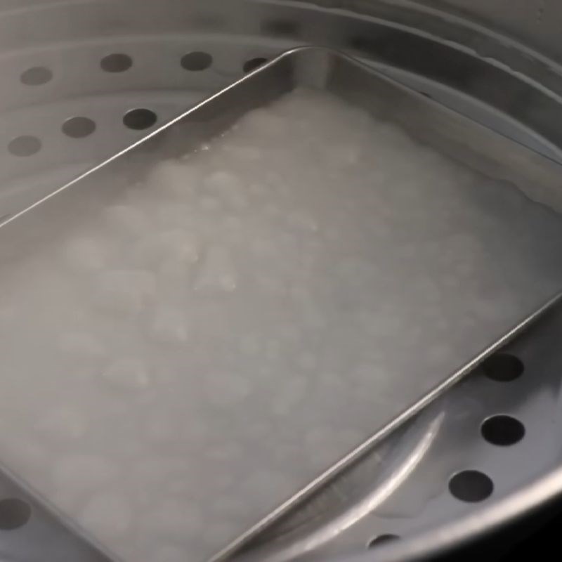 Bước 5 Cách hấp bánh cuốn tôm chuẩn vị Bánh cuốn Hong Kong