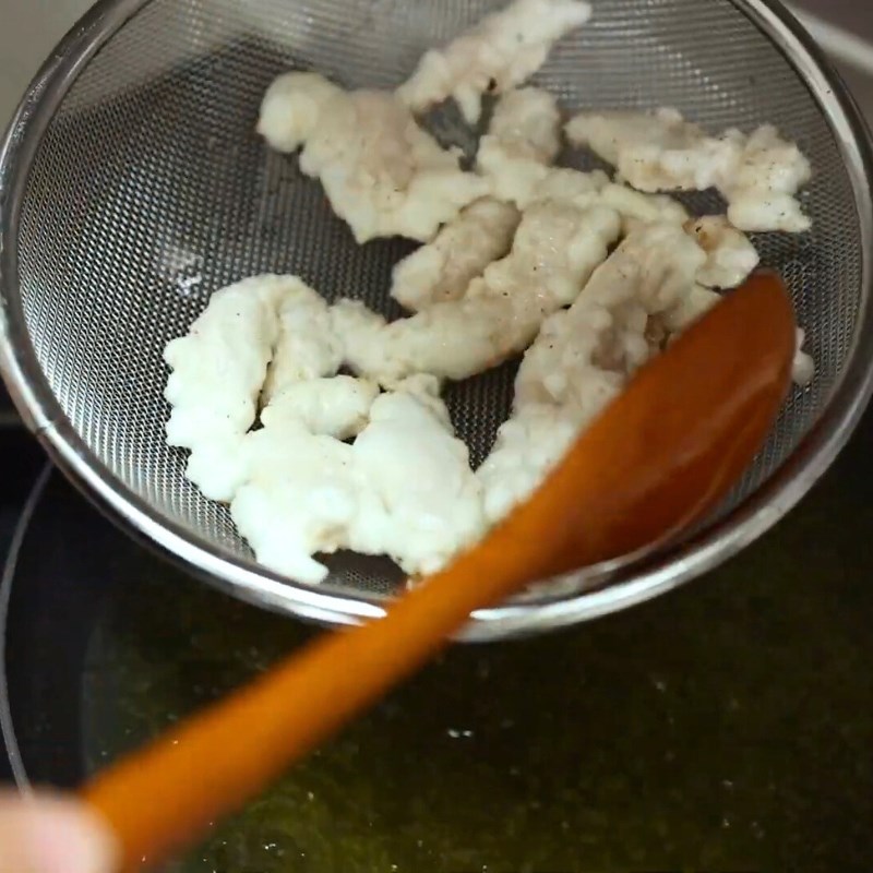 Bước 4 Chiên giòn thịt heo Thịt heo chiên giòn sốt chua ngọt Hàn Quốc