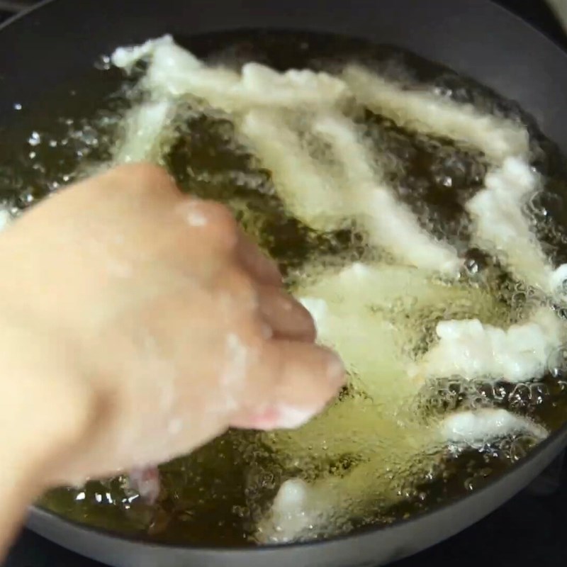 Bước 4 Chiên giòn thịt heo Thịt heo chiên giòn sốt chua ngọt Hàn Quốc