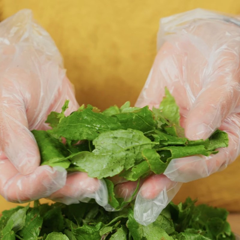 Bước 2 Chuẩn bị các nguyên liệu khác Lá vông vang nấu canh chua