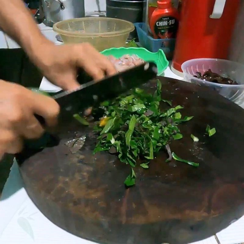 Bước 2 Chuẩn bị các nguyên liệu xào cá lăng Cá lăng xào