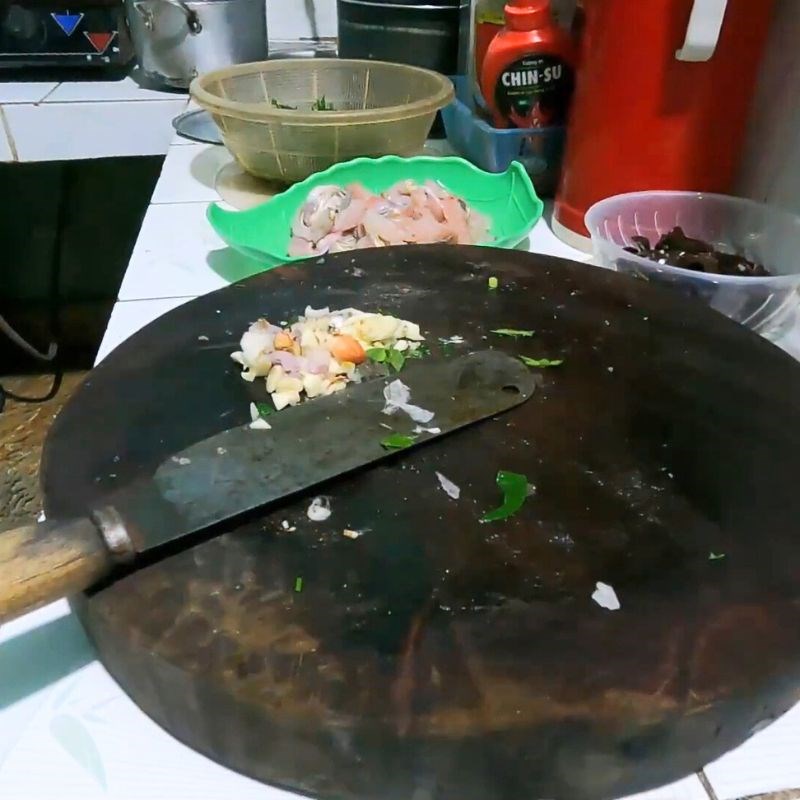 Bước 2 Chuẩn bị các nguyên liệu xào cá lăng Cá lăng xào