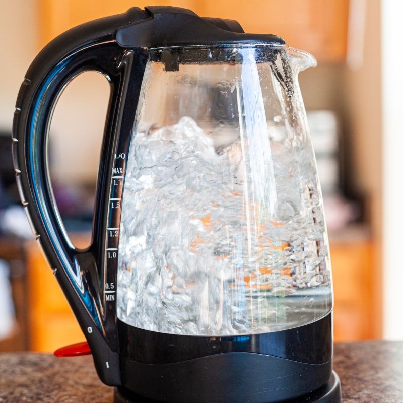 Bước 3 Hãm nước đậu đen với gừng Nước đậu đen với gừng