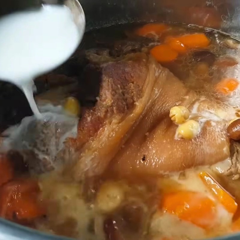 Bước 6 Hoàn tất món hầm Chân giò hầm hạt sen