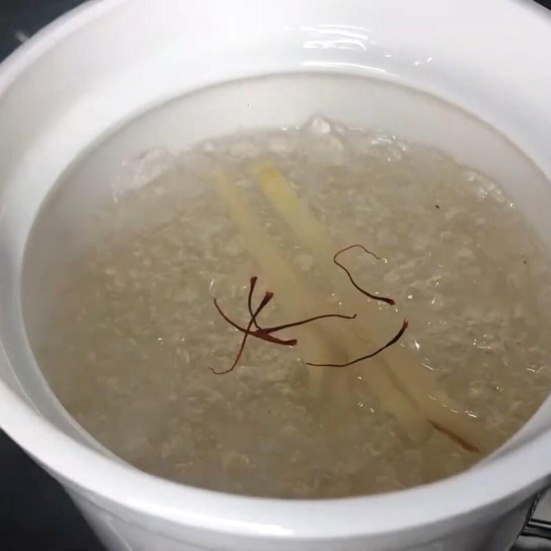 Bước 4 Hoàn thiện món yến chưng Yến chưng saffron