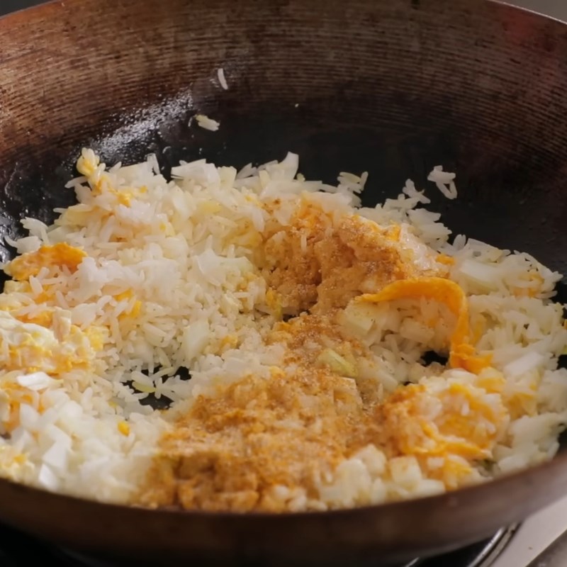 Bước 4 Làm cơm chiên kiểu Thái Cơm chiên Thái Lan