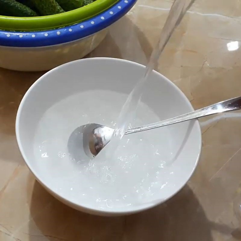 Bước 2 Làm nước ngâm Dưa bao tử muối